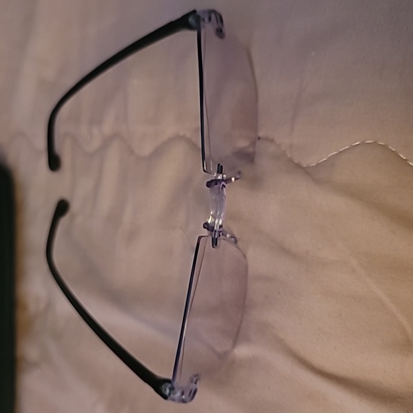 Rimless Eyeglasses  with Versatile Black Case - Picture 2 of 3